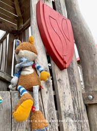 1F75570A-817E-4D74-9E2B-08065DBA3E7F