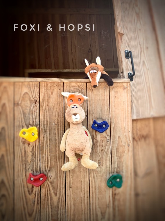 3C9705FD-4A40-4208-A55D-9E510199F6A1