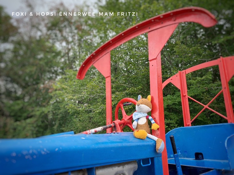 736D45FF-777A-4E95-B474-0B571D60D1EA