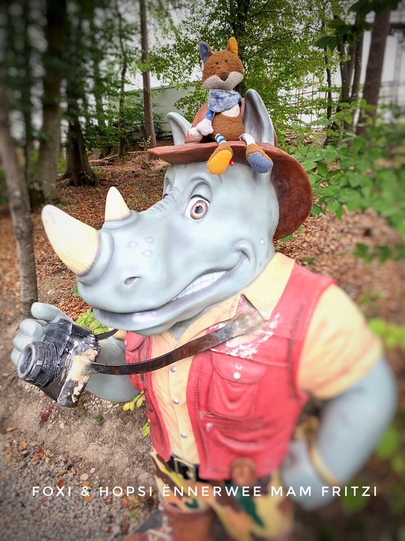 77788032-F469-4654-837D-878762A487C3