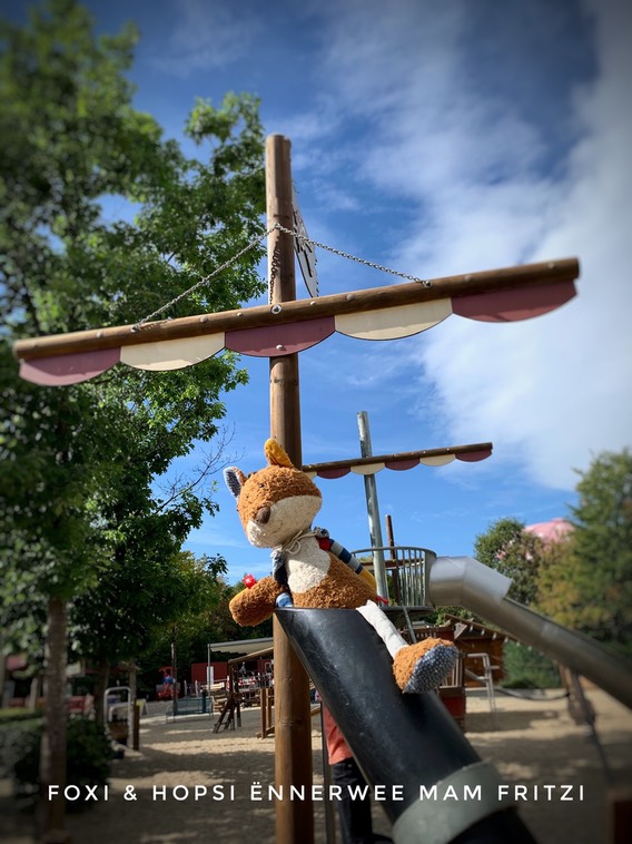 9192EEA7-0131-4273-B64B-93DB1E0D327D