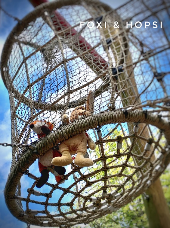 93009F3A-D30B-4022-A767-F560C28ED9D4